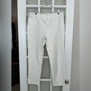 Soft Surrounding pull on denim pants EUC